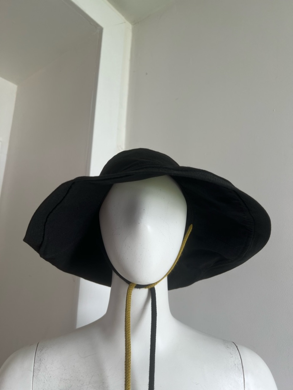 Karema Deodato Wide Brim Black Bucket Hat Size Medium Canvas Packable - Picture 3 of 8